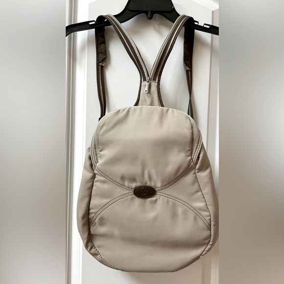 PacSafe Backpack PB084 - Picture 1 of 14